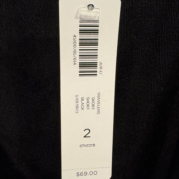 Travelers by Chico's Skort NWT - Picture 3 of 6